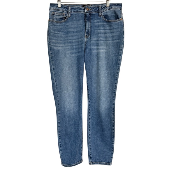 Judy Blue Boyfriend Jeans Women’s Size 15/32 Medium Wash Stretch Denim - Picture 2 of 15